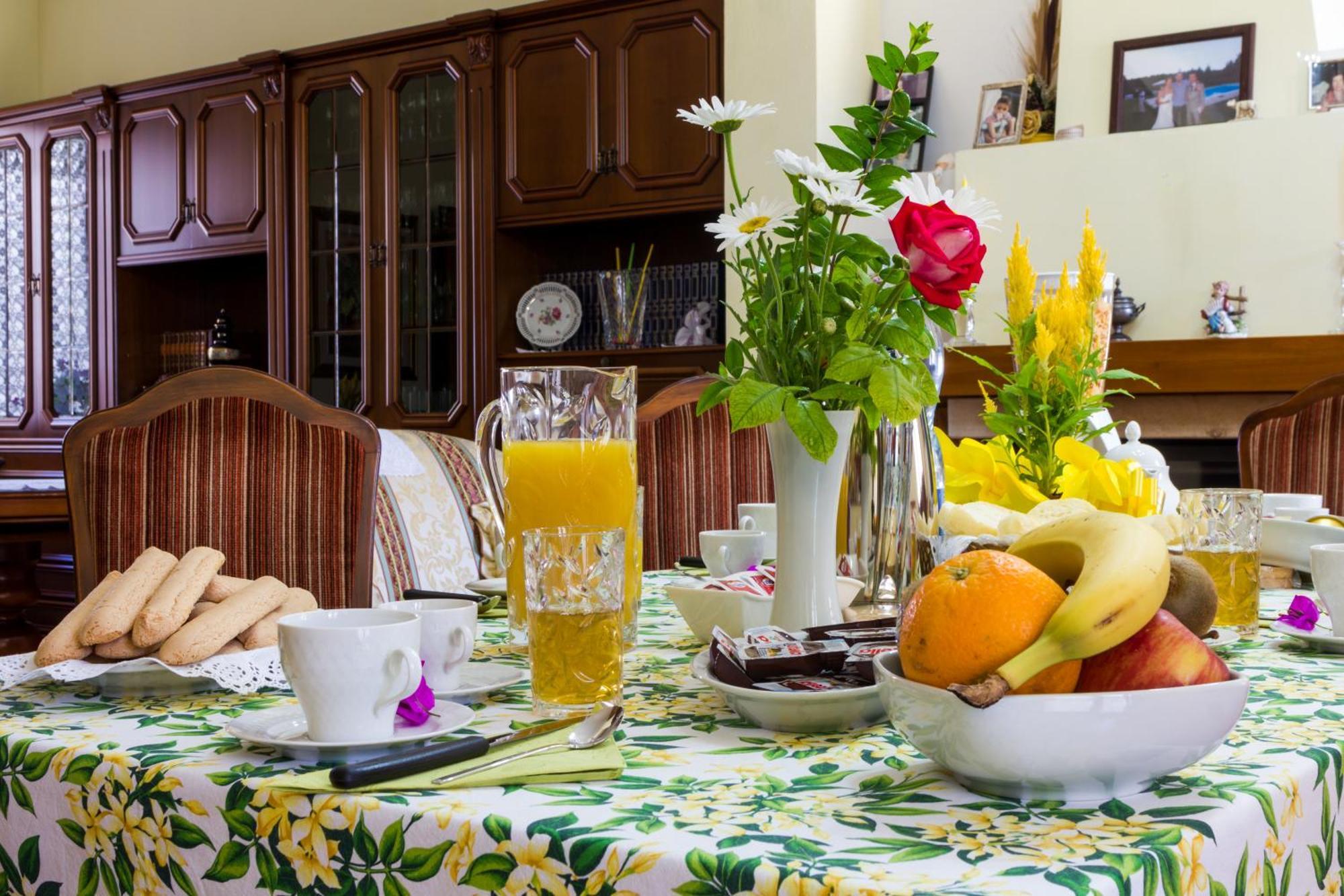 Bed and Breakfast Casa Titti Càbras Esterno foto