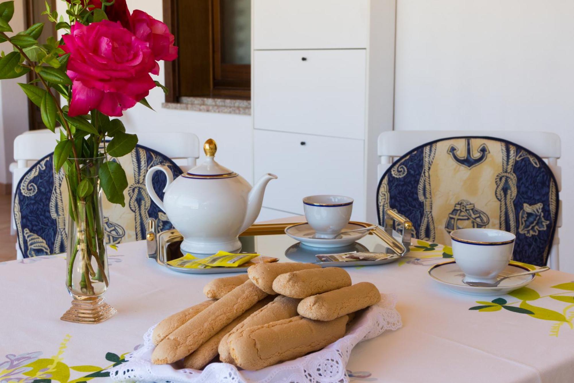 Bed and Breakfast Casa Titti Càbras Esterno foto